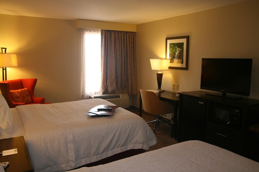Hampton & Tulsa South Bixby Hotel 3*